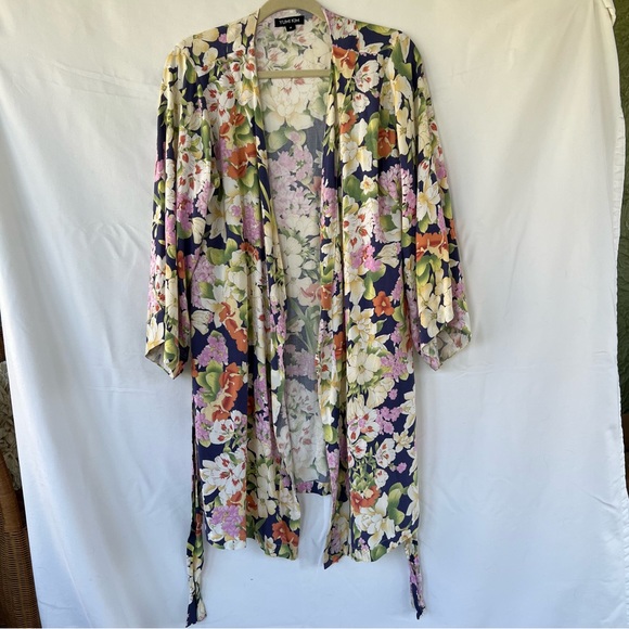 Yumi Kim Dream Lover Women’s Floral Robe with Belt & Pockets Size MED, Like New! - Picture 2 of 10